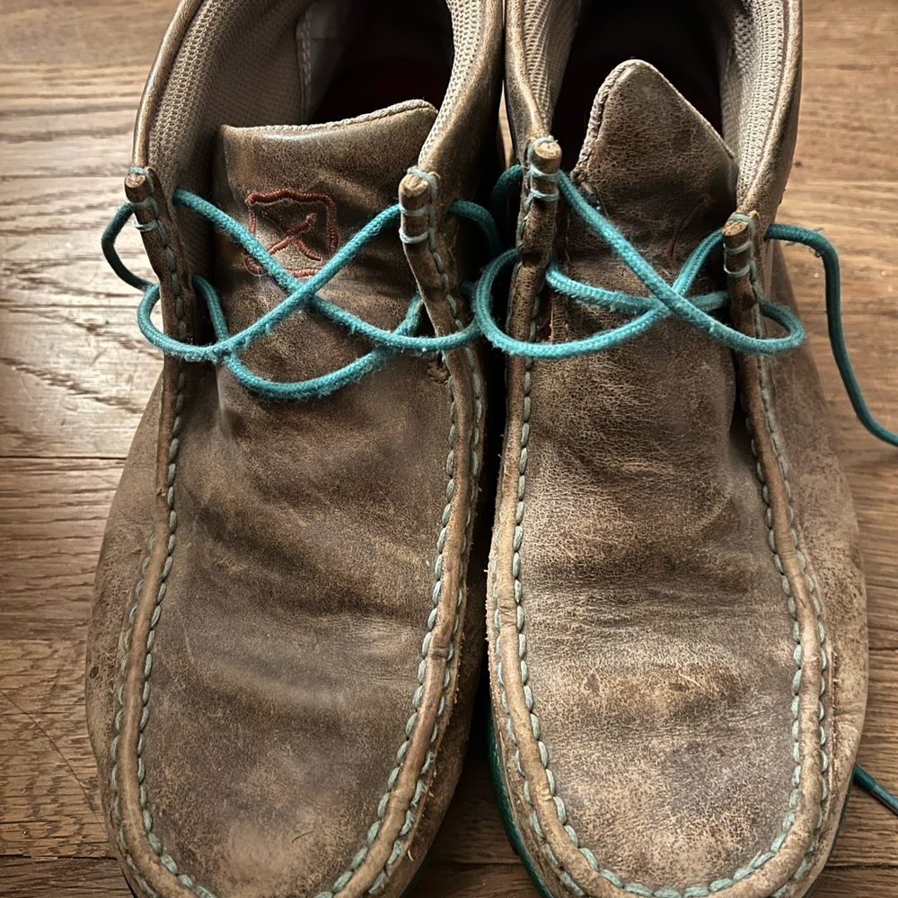 Twisted X Brown Leather Chukka Boots with Teal Laces
